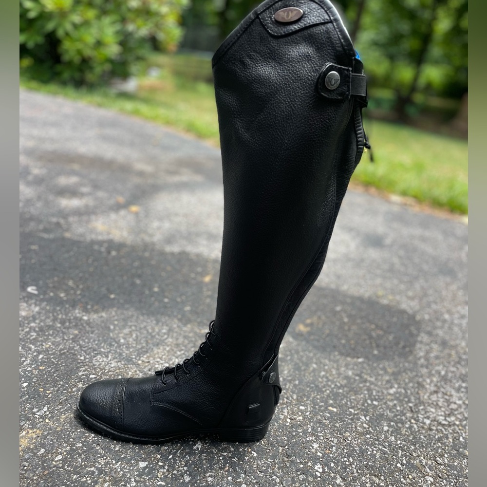 TuffRider Boots